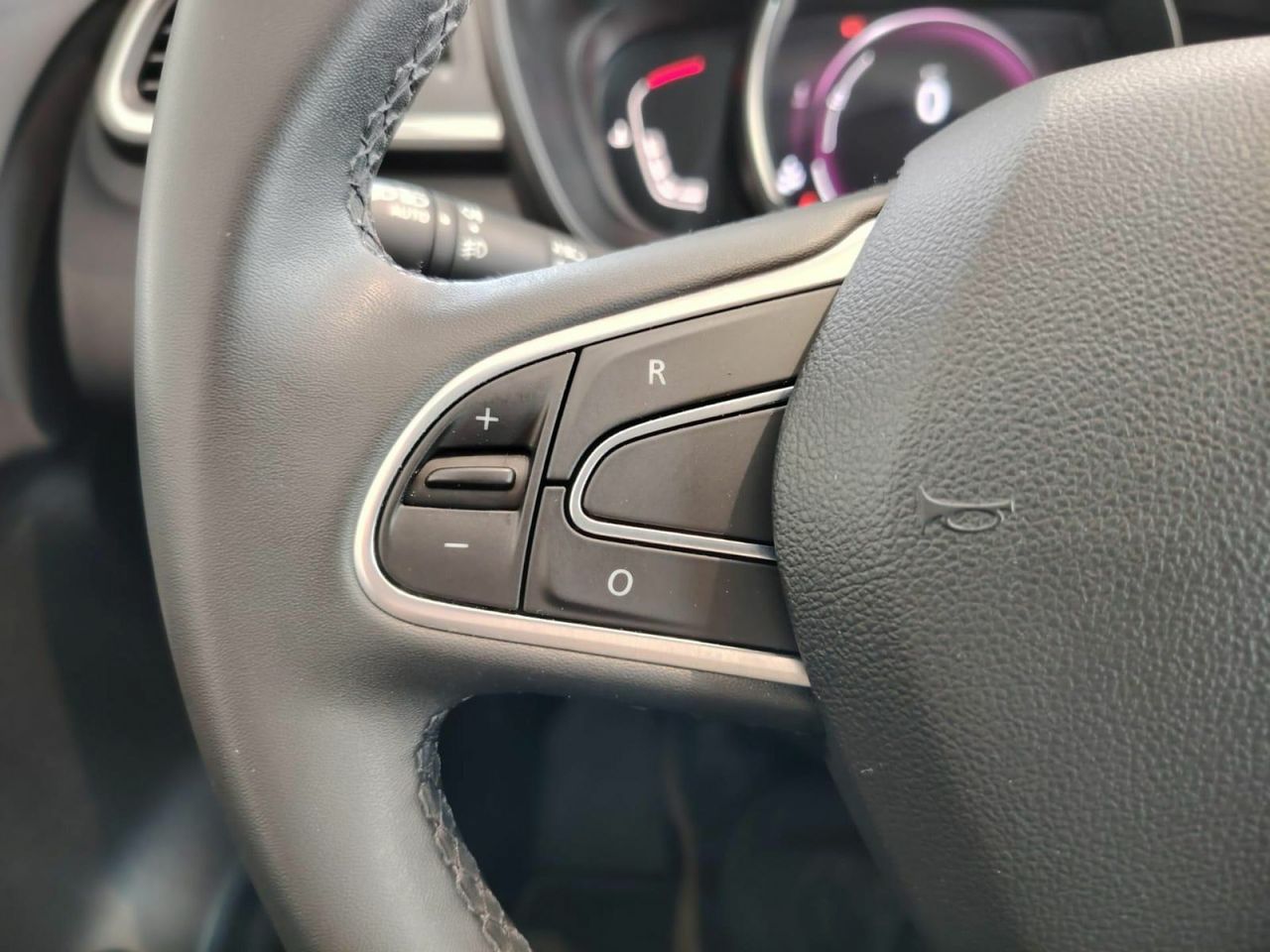 Renault Kadjar Limited GPF TCe 103kW (140CV) - Foto 20