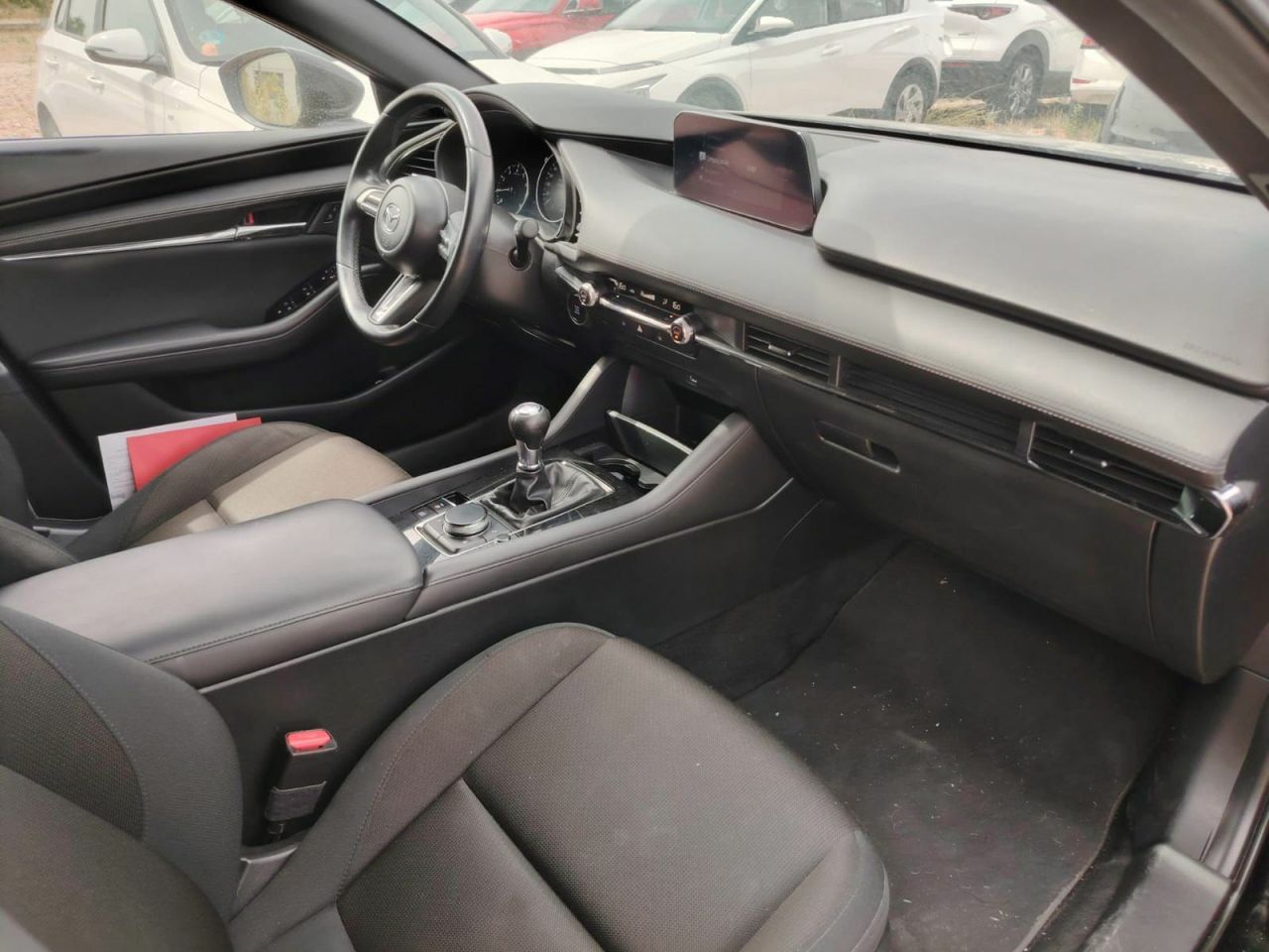 Mazda 3 2.0 SKYACTIV-X EVOLUTION - Foto 4