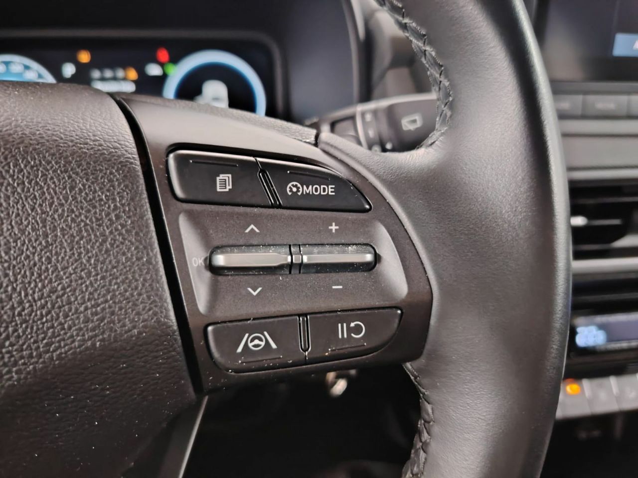Hyundai Kona 1.6 GDI HEV Maxx DCT - Foto 29