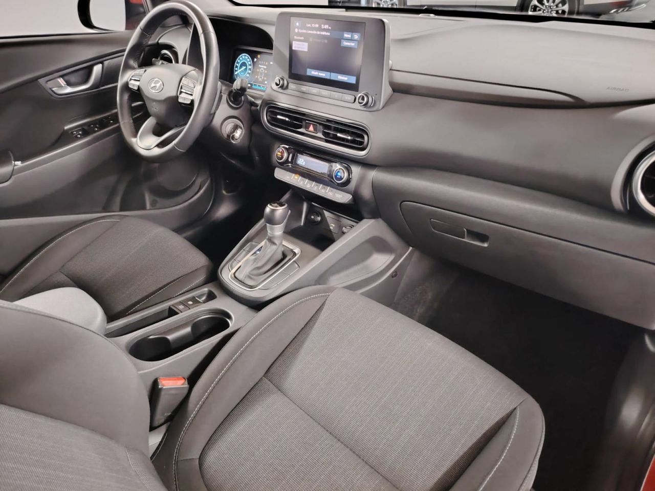 Hyundai Kona 1.6 GDI HEV Maxx DCT - Foto 31