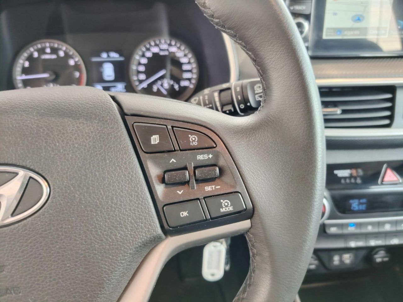Hyundai Tucson 1.6 GDI 97kW (131CV) SLE 4X2 - Foto 24