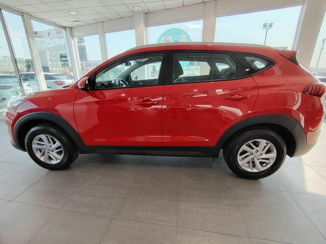Hyundai Tucson 1.6 GDI 97kW (131CV) SLE 4X2 - Foto 8