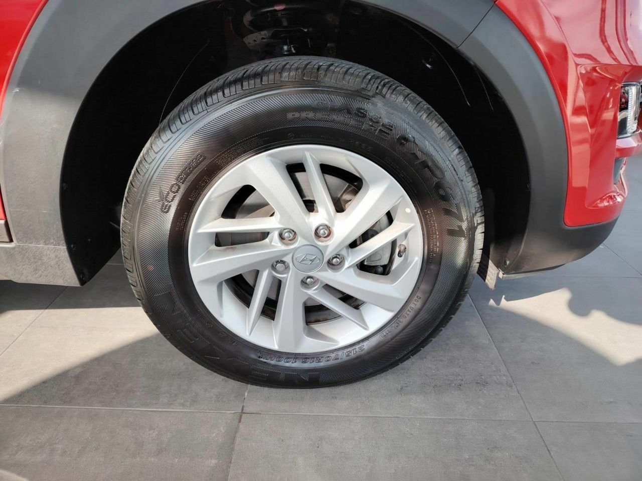 Hyundai Tucson 1.6 GDI 97kW (131CV) SLE 4X2 - Foto 37