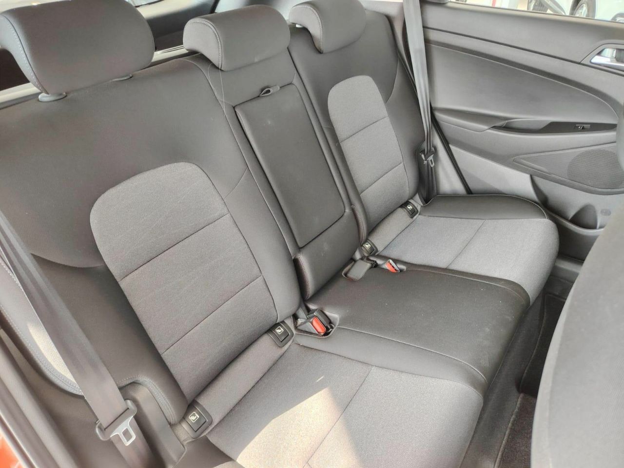 Hyundai Tucson 1.6 GDI 97kW (131CV) SLE 4X2 - Foto 28