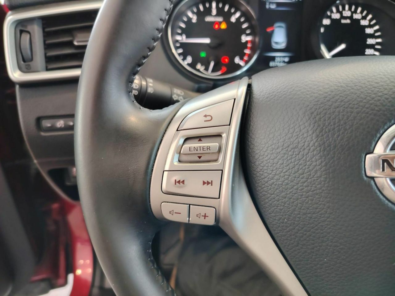 Nissan Qashqai 1.5dCi S&S 360 4x2 - Foto 27