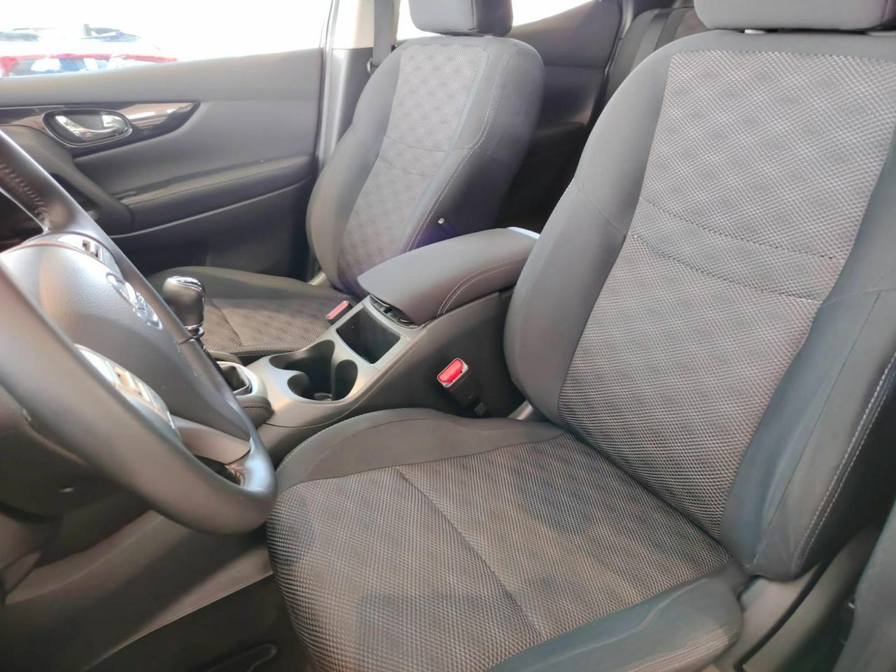 Nissan Qashqai 1.5dCi S&S 360 4x2 - Foto 23