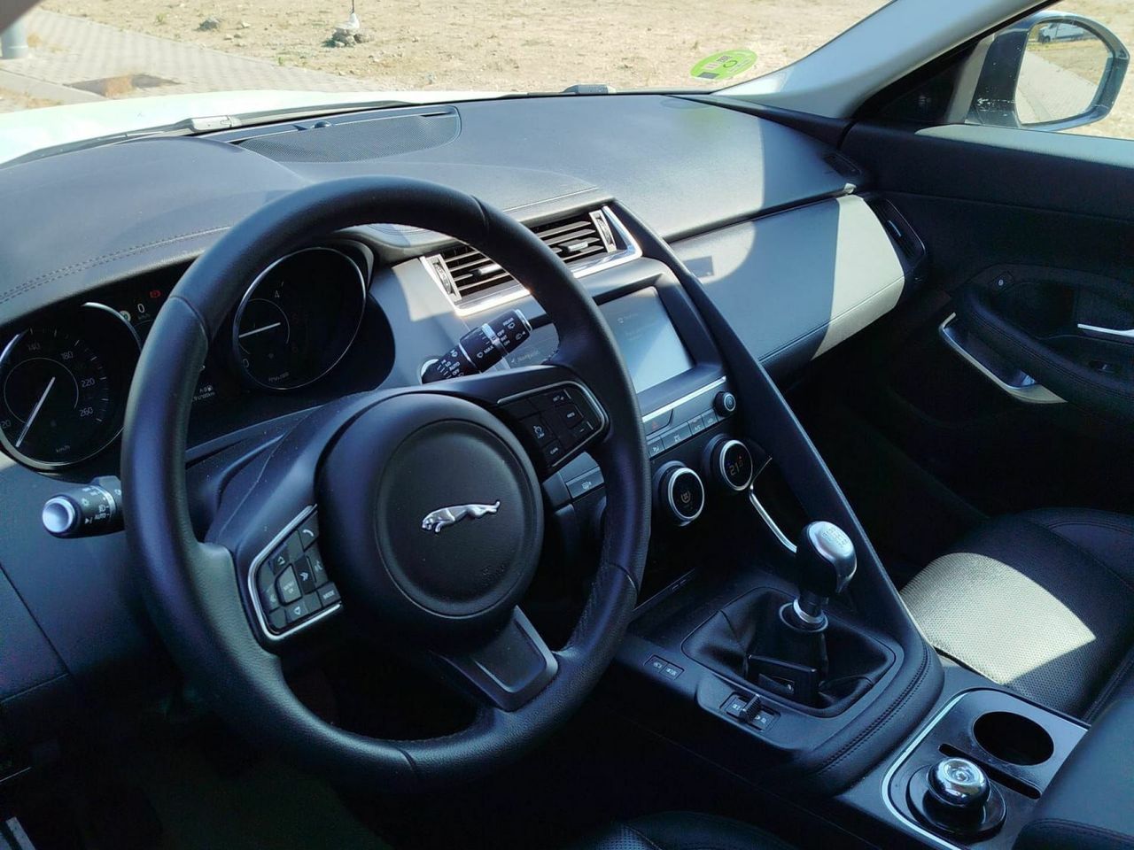 Jaguar E-Pace 2.0D 110kW S - Foto 4