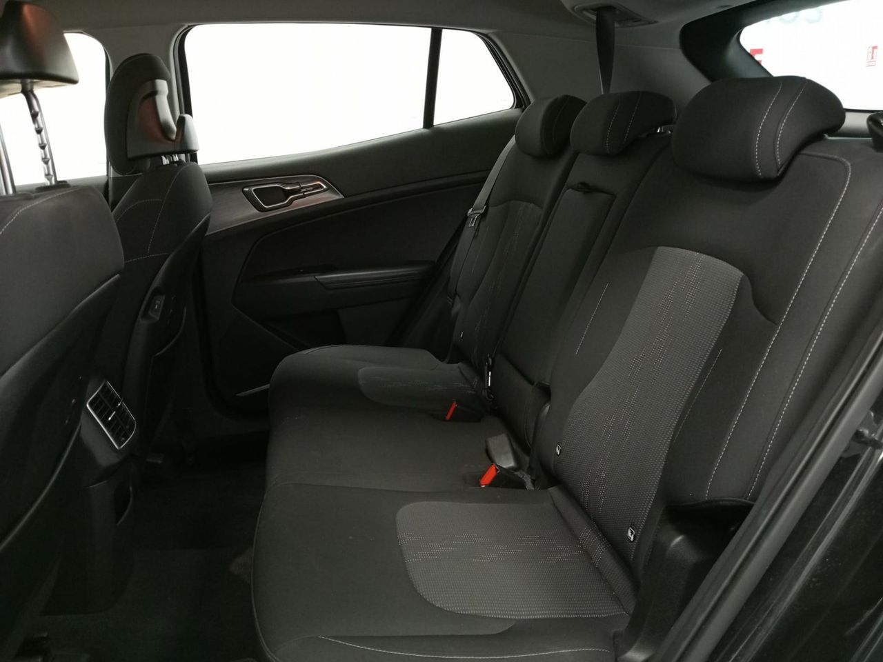 Kia Sportage 1.6 T-GDi 110kW (150CV) Drive 4x2 - Foto 26