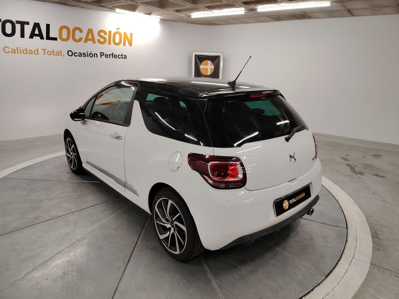 DS DS 3 BlueHDi 74kW (100CV) Style - Foto 4