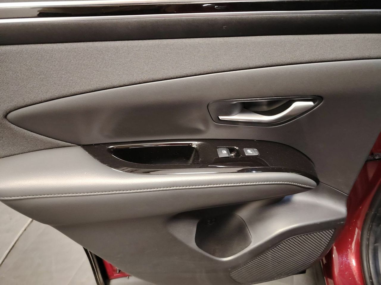 Hyundai Tucson 1.6 TGDI 110kW (150CV) 48V Tecno Sky - Foto 17