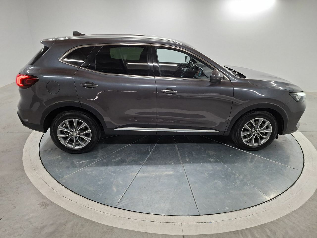 MG eHS 1.5T-GDI PHEV Comfort - Foto 5