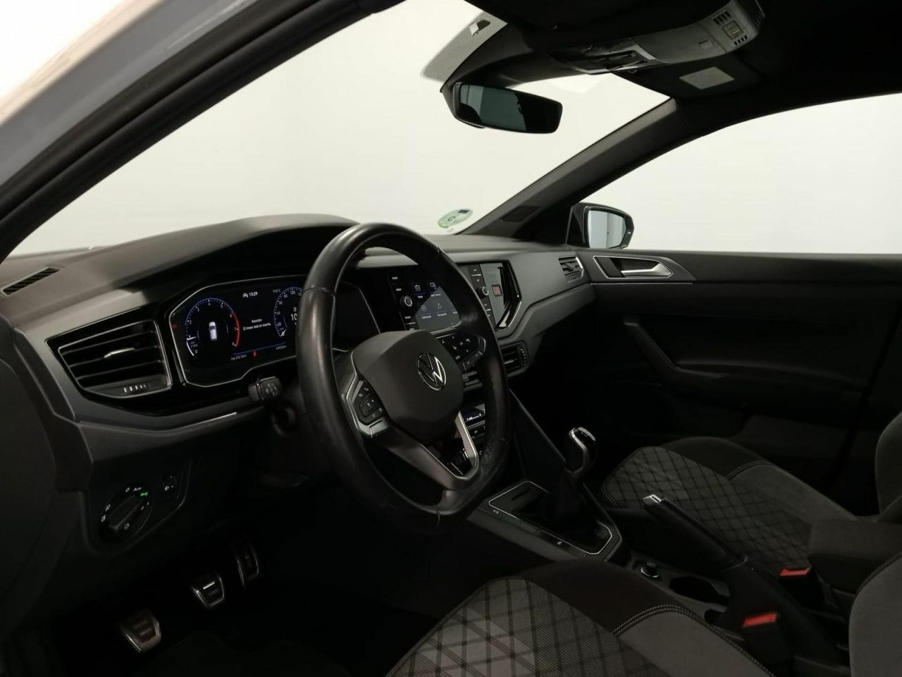 Volkswagen Polo R-Line 1.0 TSI 70kW (95CV) - Foto 19