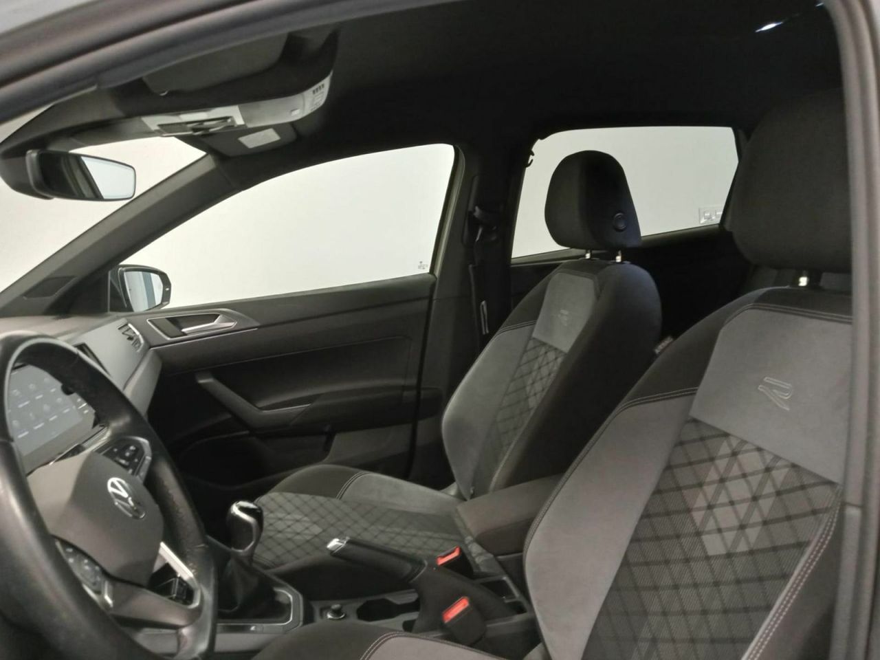Volkswagen Polo R-Line 1.0 TSI 70kW (95CV) - Foto 17