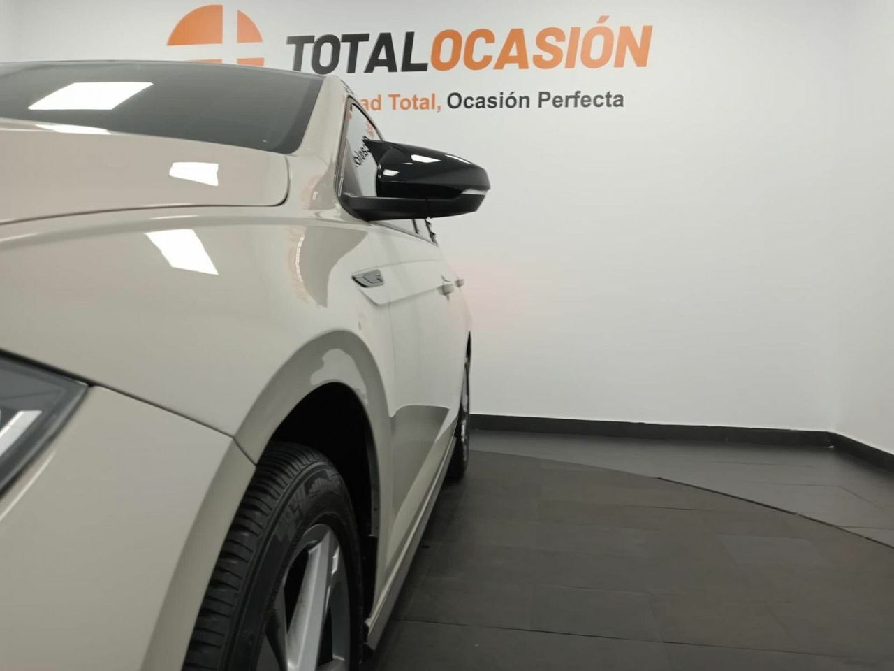 Volkswagen Polo R-Line 1.0 TSI 70kW (95CV) - Foto 10