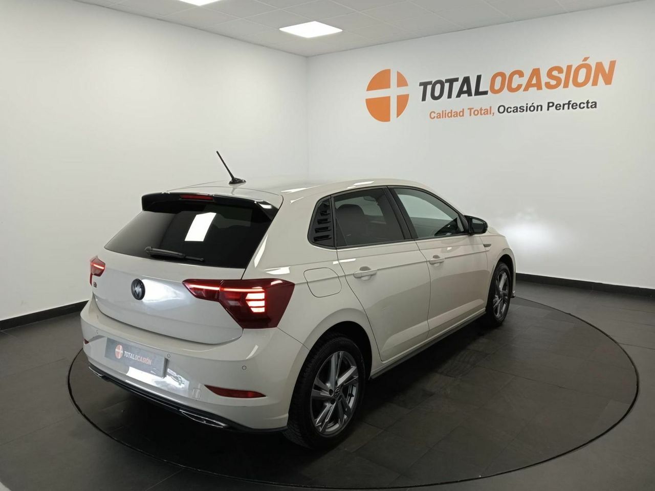 Volkswagen Polo R-Line 1.0 TSI 70kW (95CV) - Foto 7