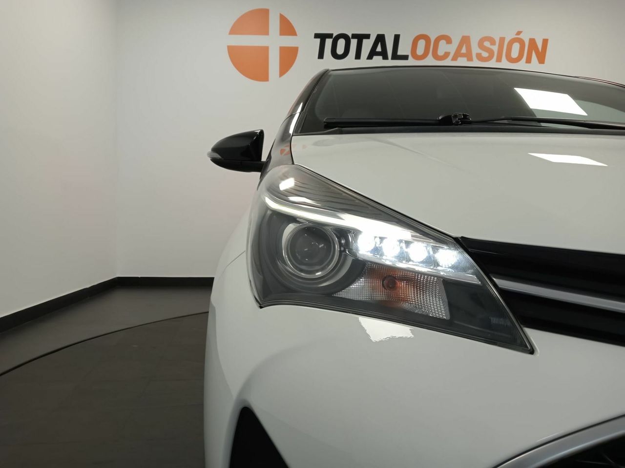 Toyota Yaris 1.3 100 Feel - Foto 12
