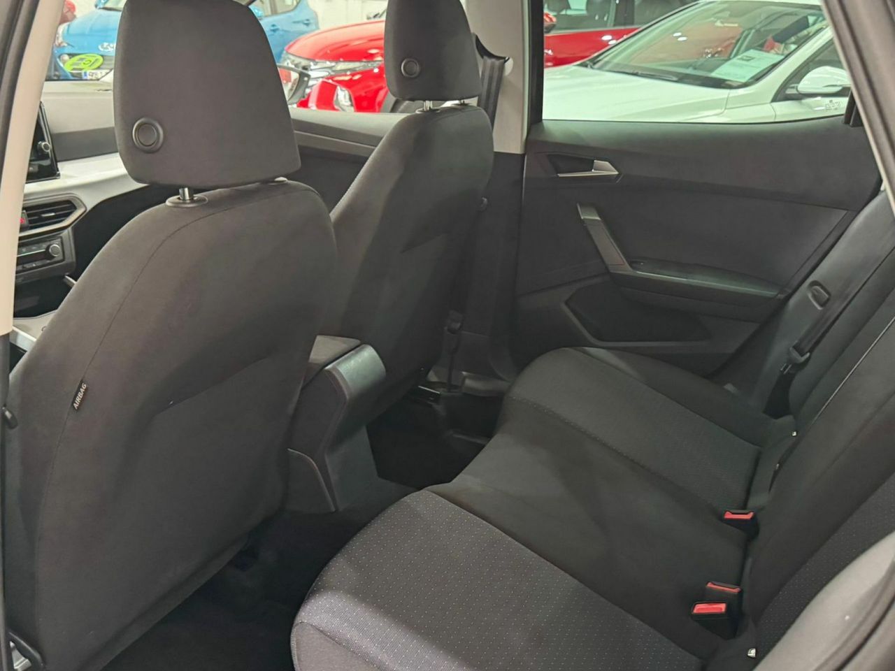 Seat Arona 1.0 TSI 85kW (115CV) Style XM - Foto 9