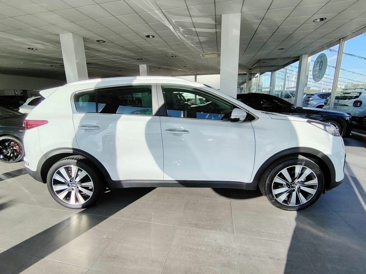 Kia Sportage 1.7 CRDi VGT 85kW Concept Plus 4x2 Eco-D - Foto 6