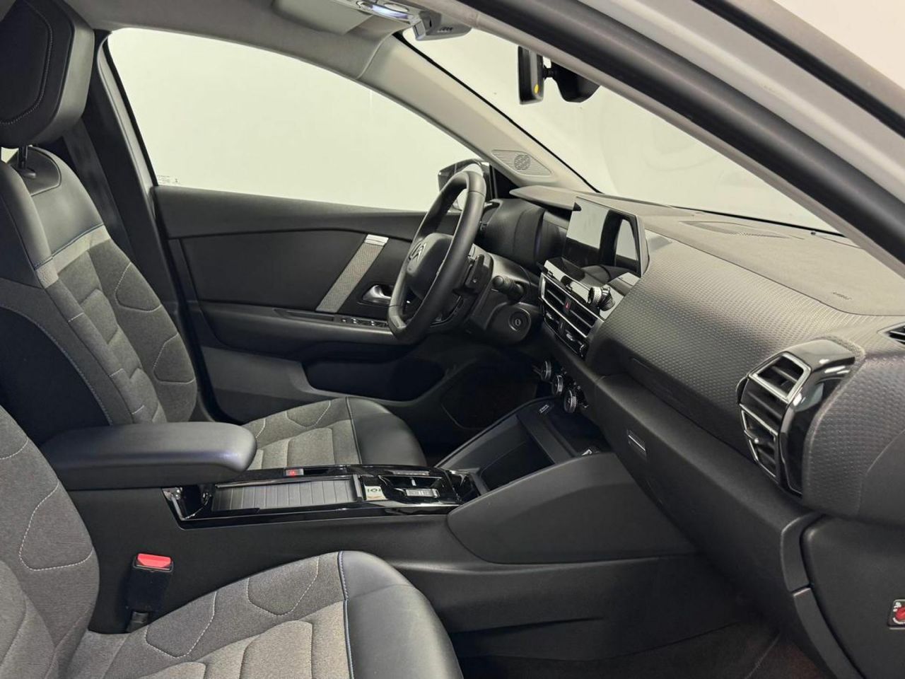 Citroën C4 BlueHDi 130 S&S EAT8 Feel Pack - Foto 14