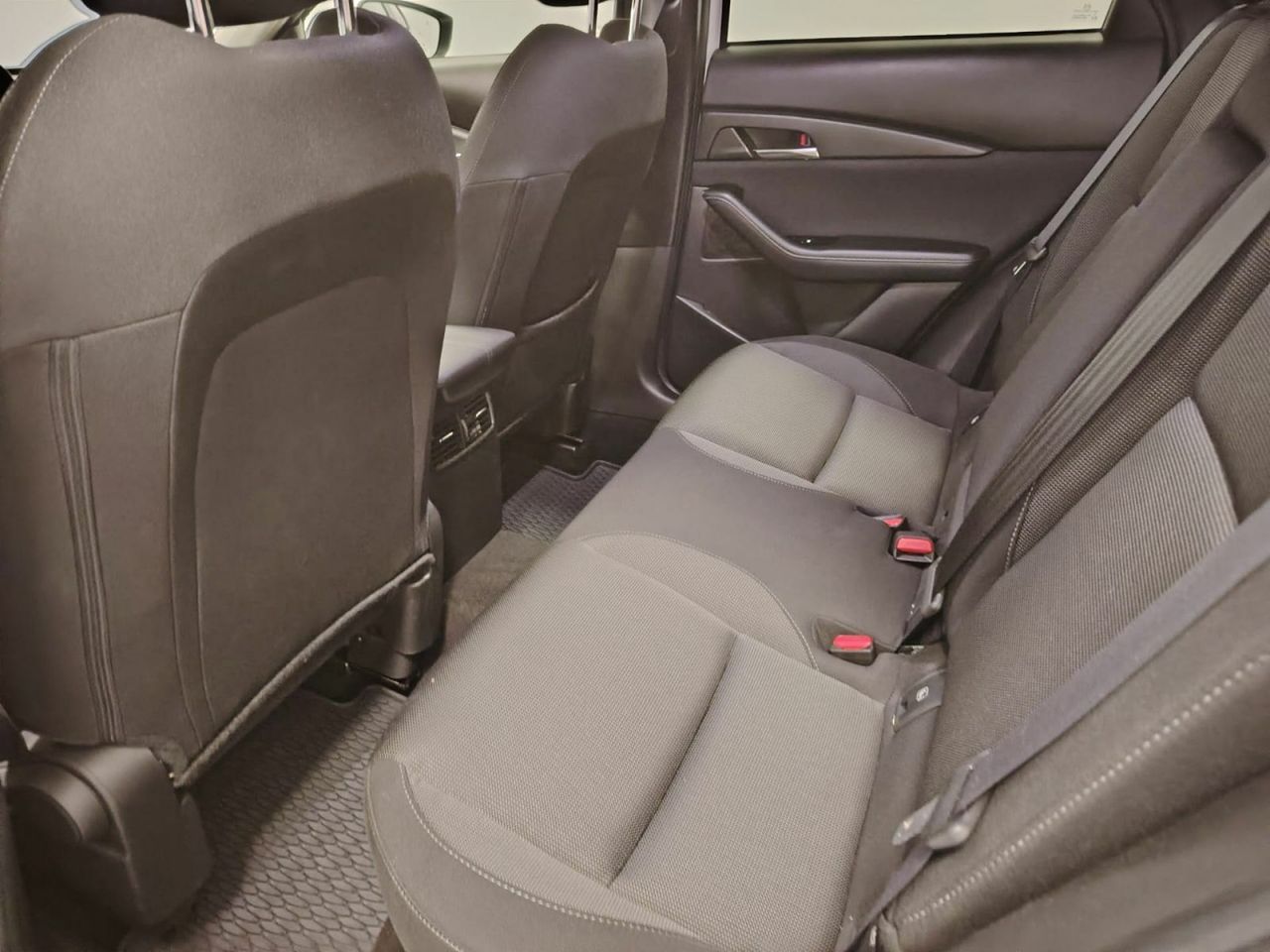 Mazda CX-30 e-SKYACTIV-G 2.0 90 kW 2WD Evolution - Foto 31