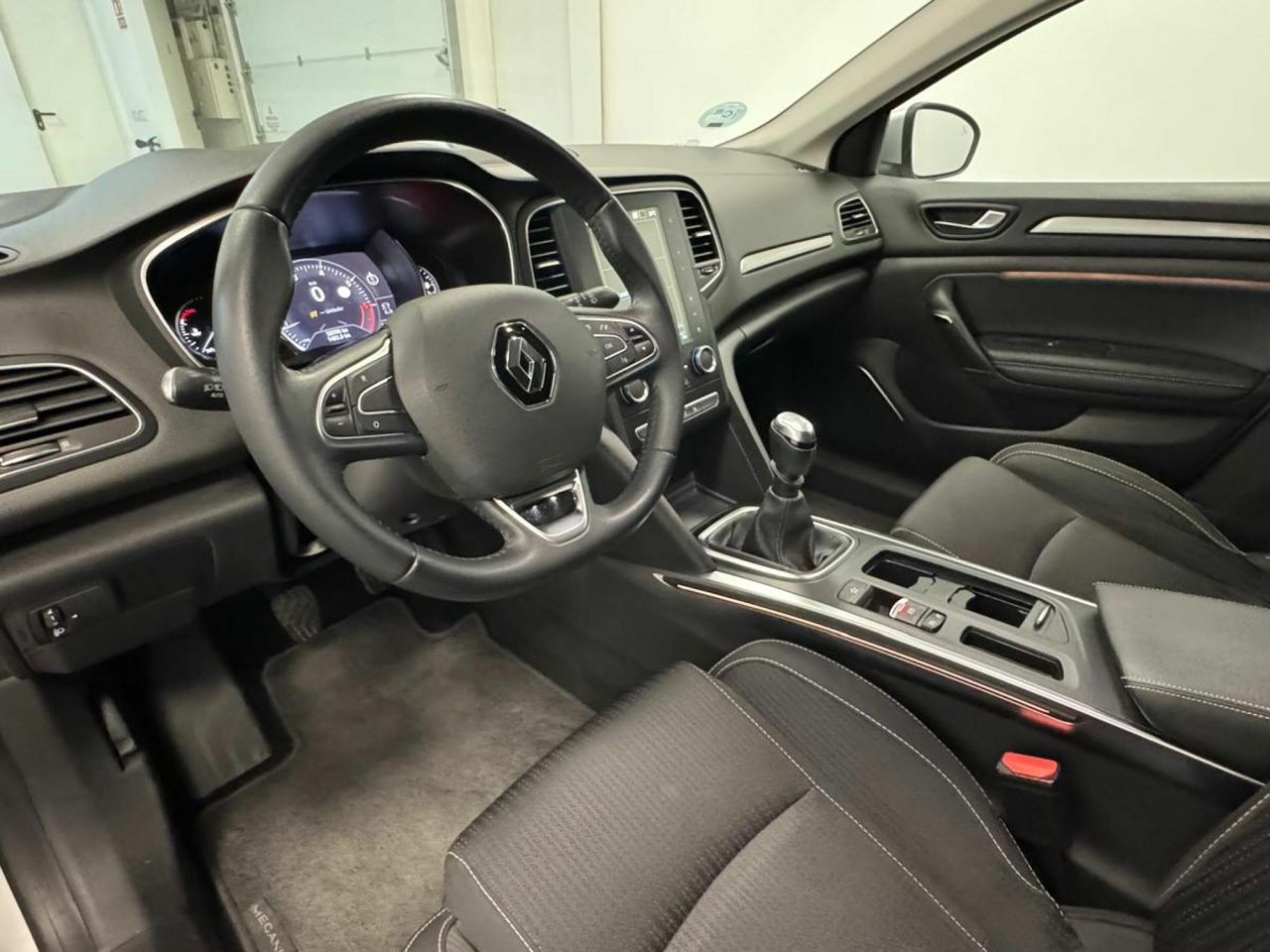 Renault Megane Zen TCe 103 kW (140CV) GPF - Foto 21