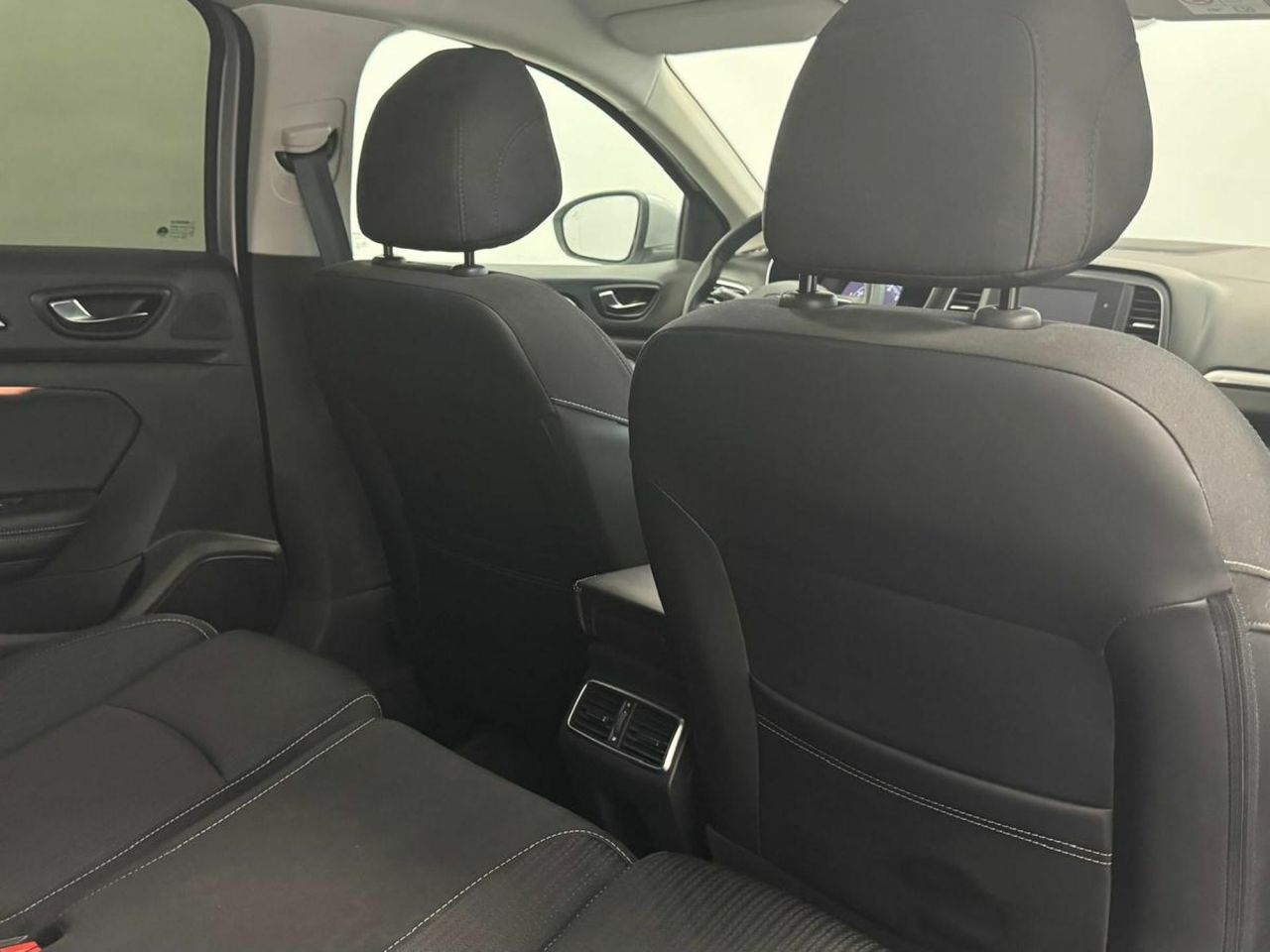 Renault Megane Zen TCe 103 kW (140CV) GPF - Foto 13