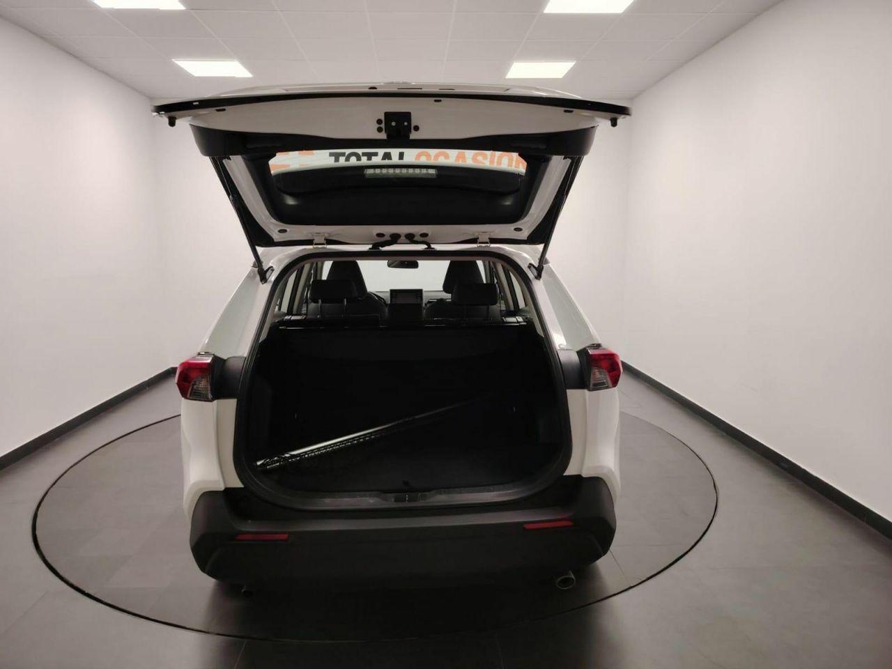 Toyota Rav4 2.5l 220H Business 4WD - Foto 12