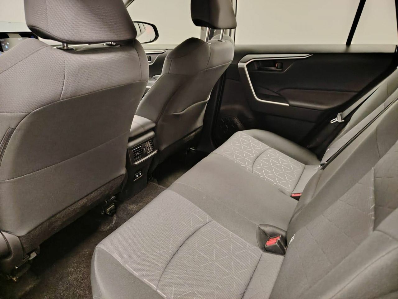 Toyota Rav4 2.5l 220H Business 4WD - Foto 30