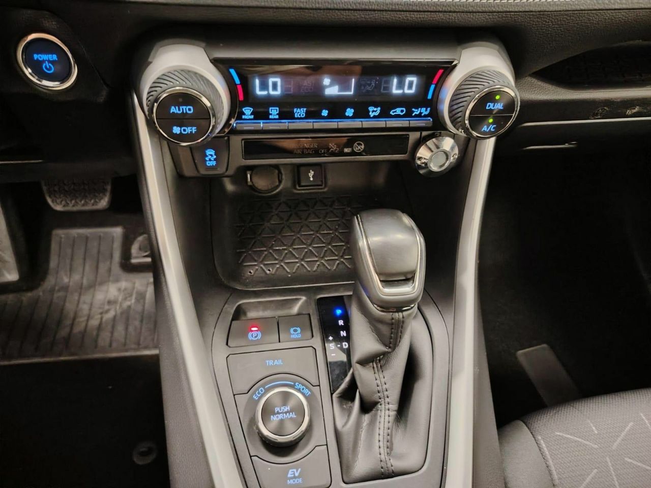 Toyota Rav4 2.5l 220H Business 4WD - Foto 29