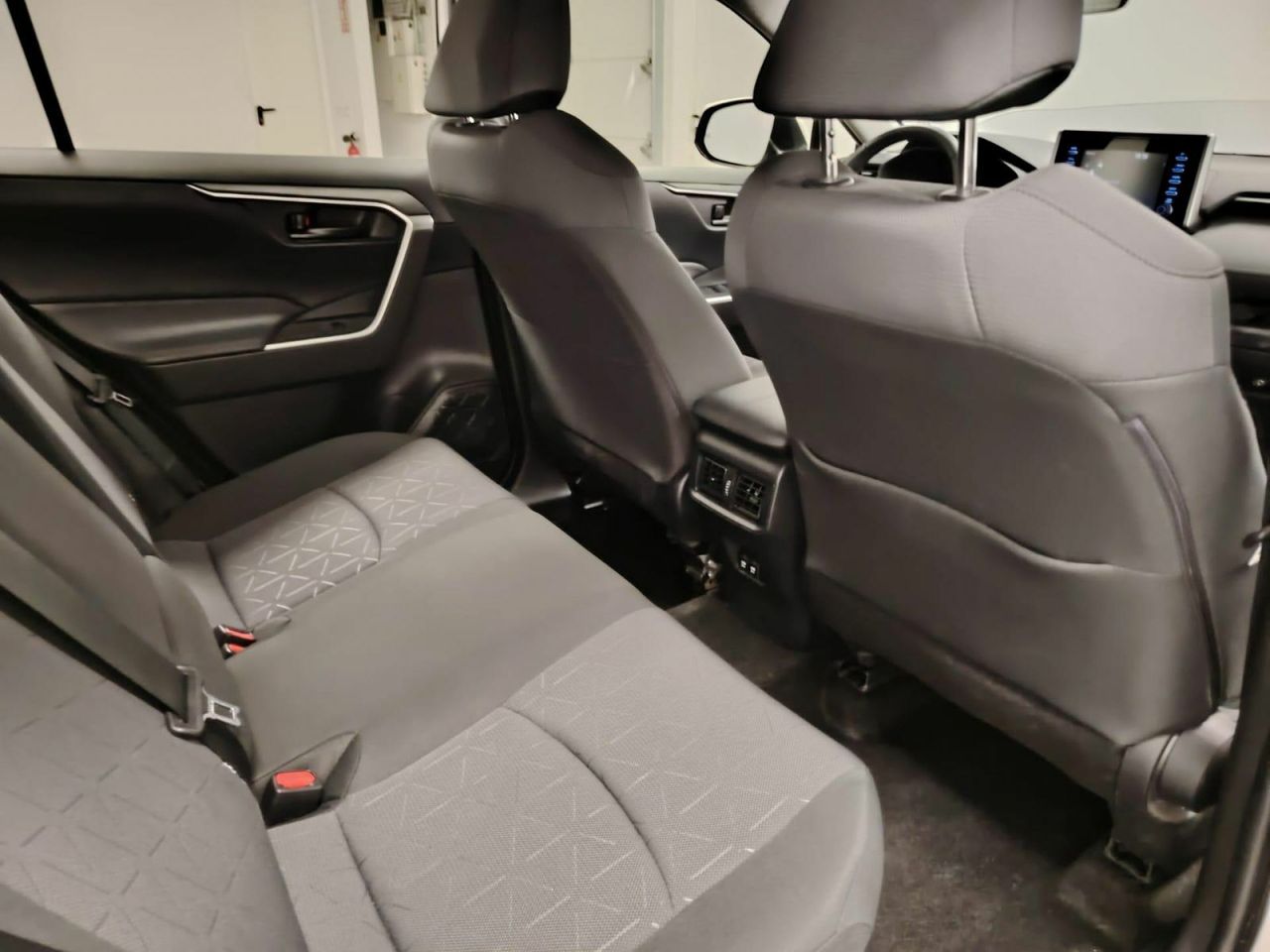 Toyota Rav4 2.5l 220H Business 4WD - Foto 33