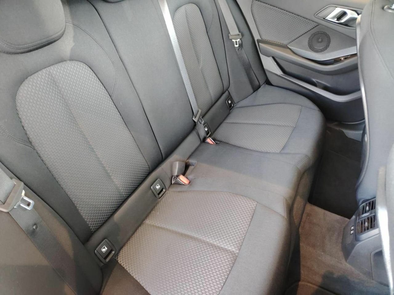 BMW Serie 1 118i - Foto 37