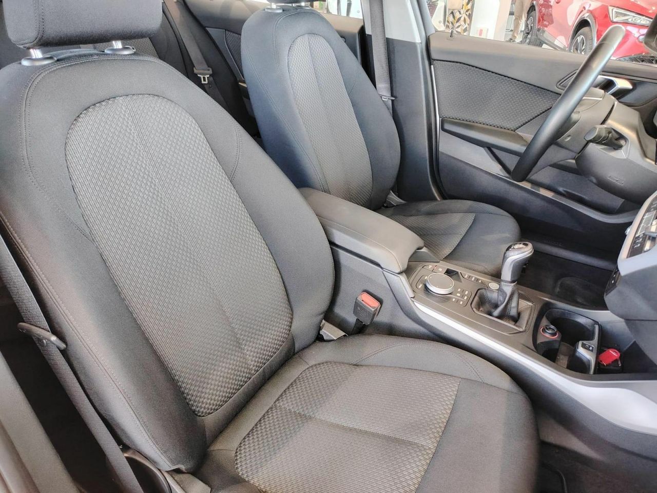 BMW Serie 1 118i - Foto 38