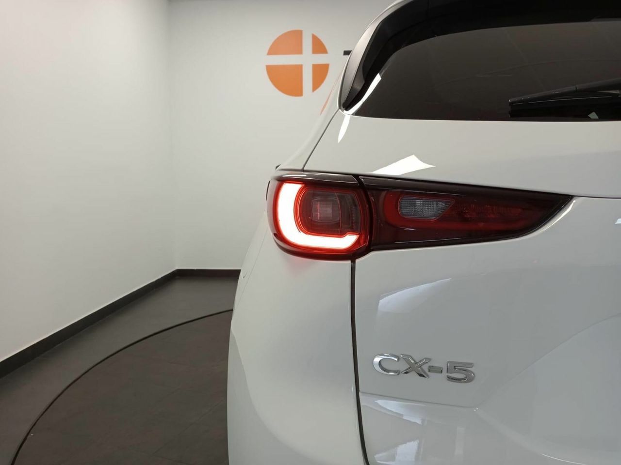 Mazda CX-5 e-SKY G MHEV 2.0 121kW Center-Line Plus - Foto 31