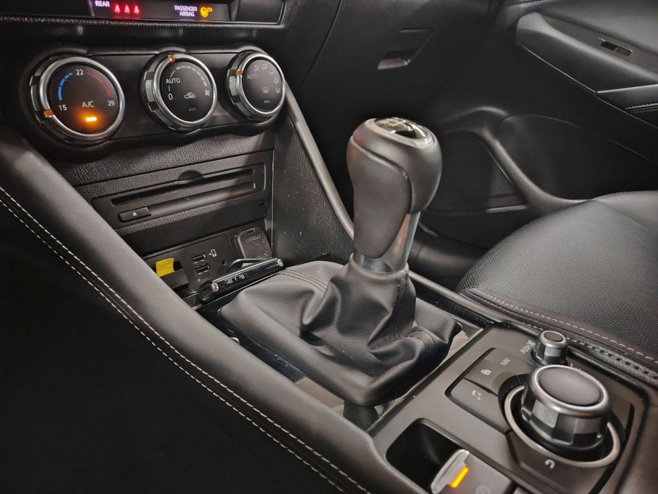 Mazda CX-3 2.0 G 89kW (121CV) 2WD Zenith - Foto 17