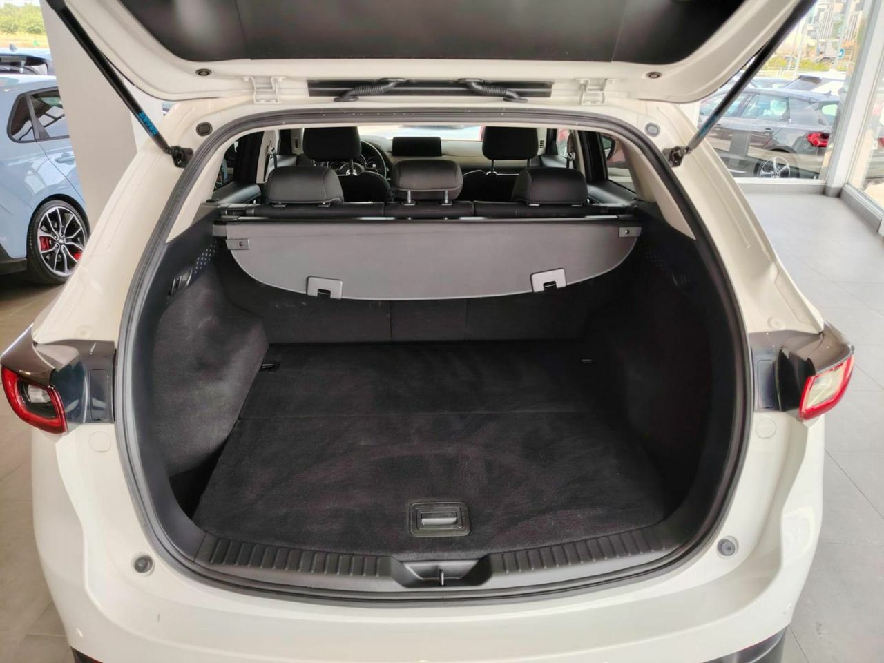 Mazda CX-5 e-SKY G MHEV 2.0 121kW Center-Line Plus - Foto 14