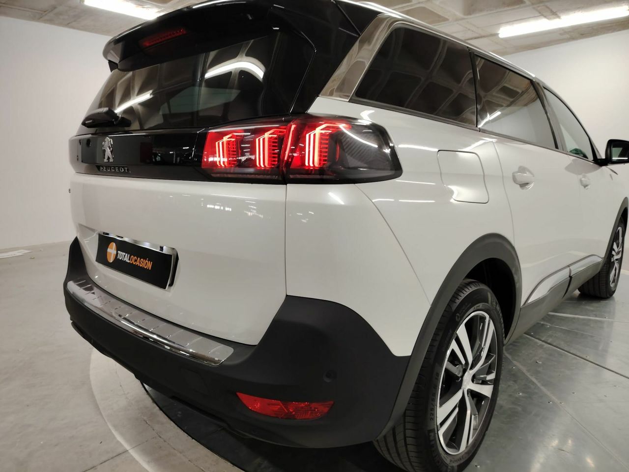 Peugeot 5008 1.5 BlueHDi 96kW S&S Roadtrip EAT8 - Foto 18