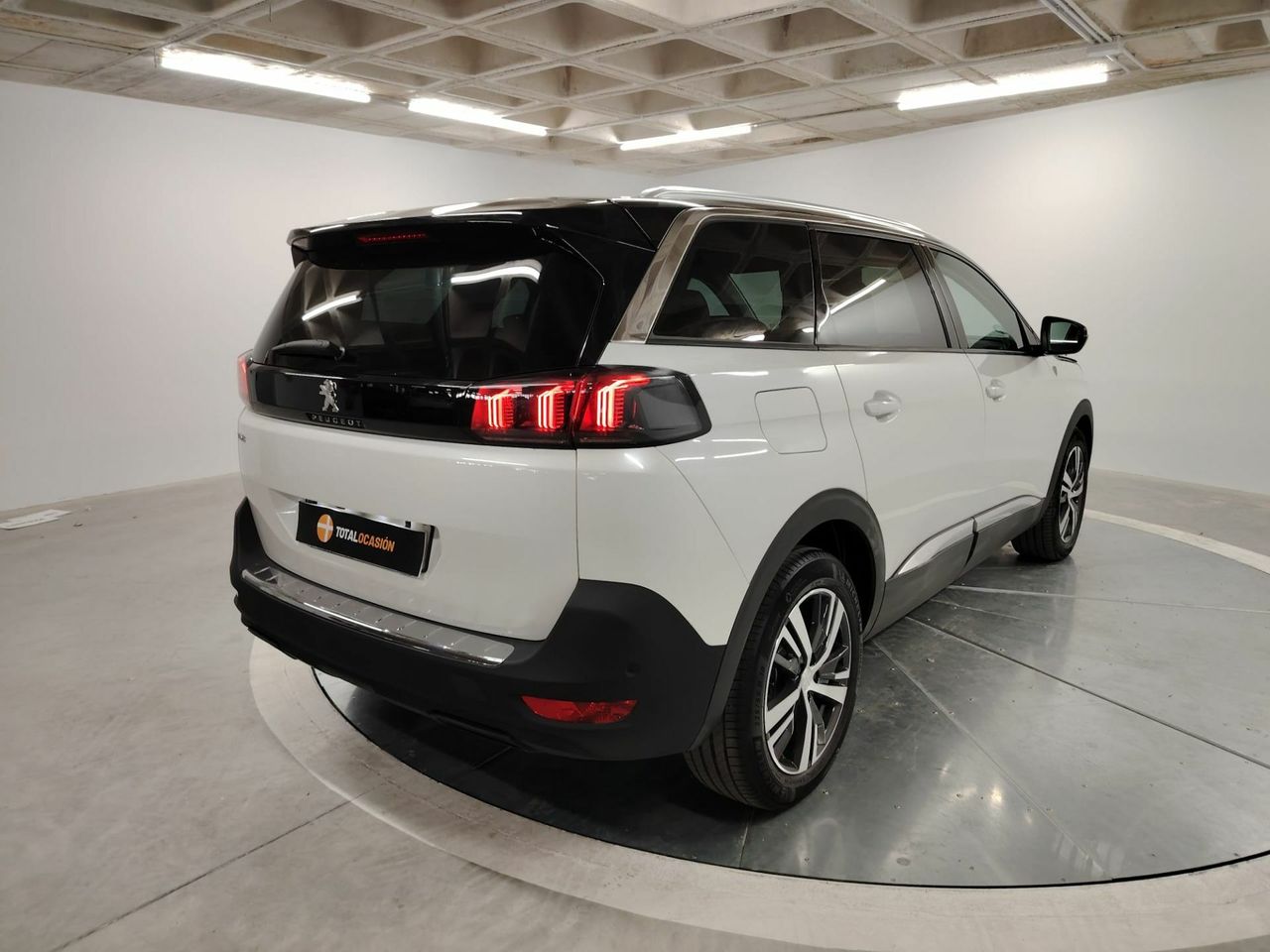 Peugeot 5008 1.5 BlueHDi 96kW S&S Roadtrip EAT8 - Foto 7