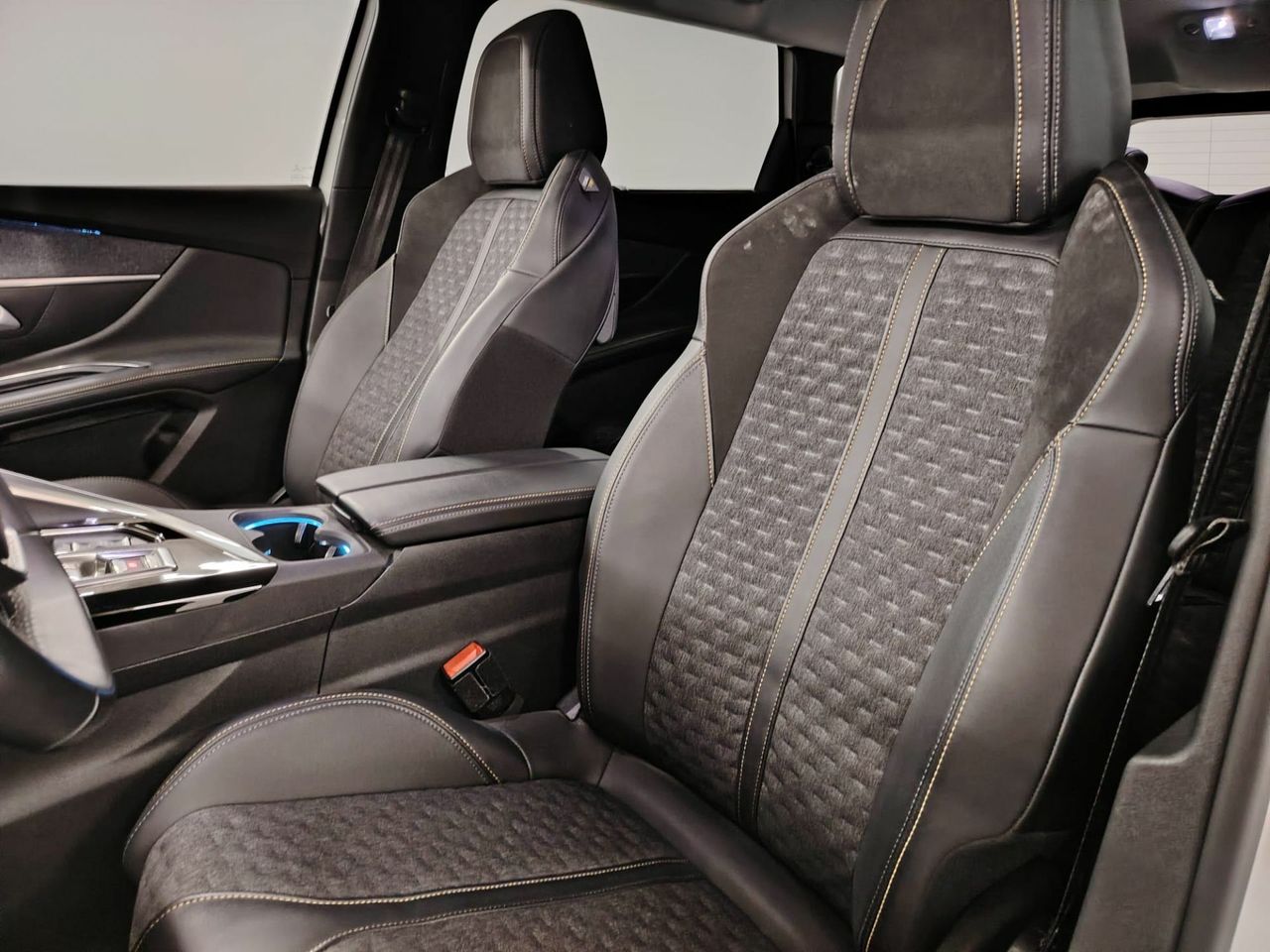 Peugeot 5008 1.5 BlueHDi 96kW S&S Roadtrip EAT8 - Foto 25