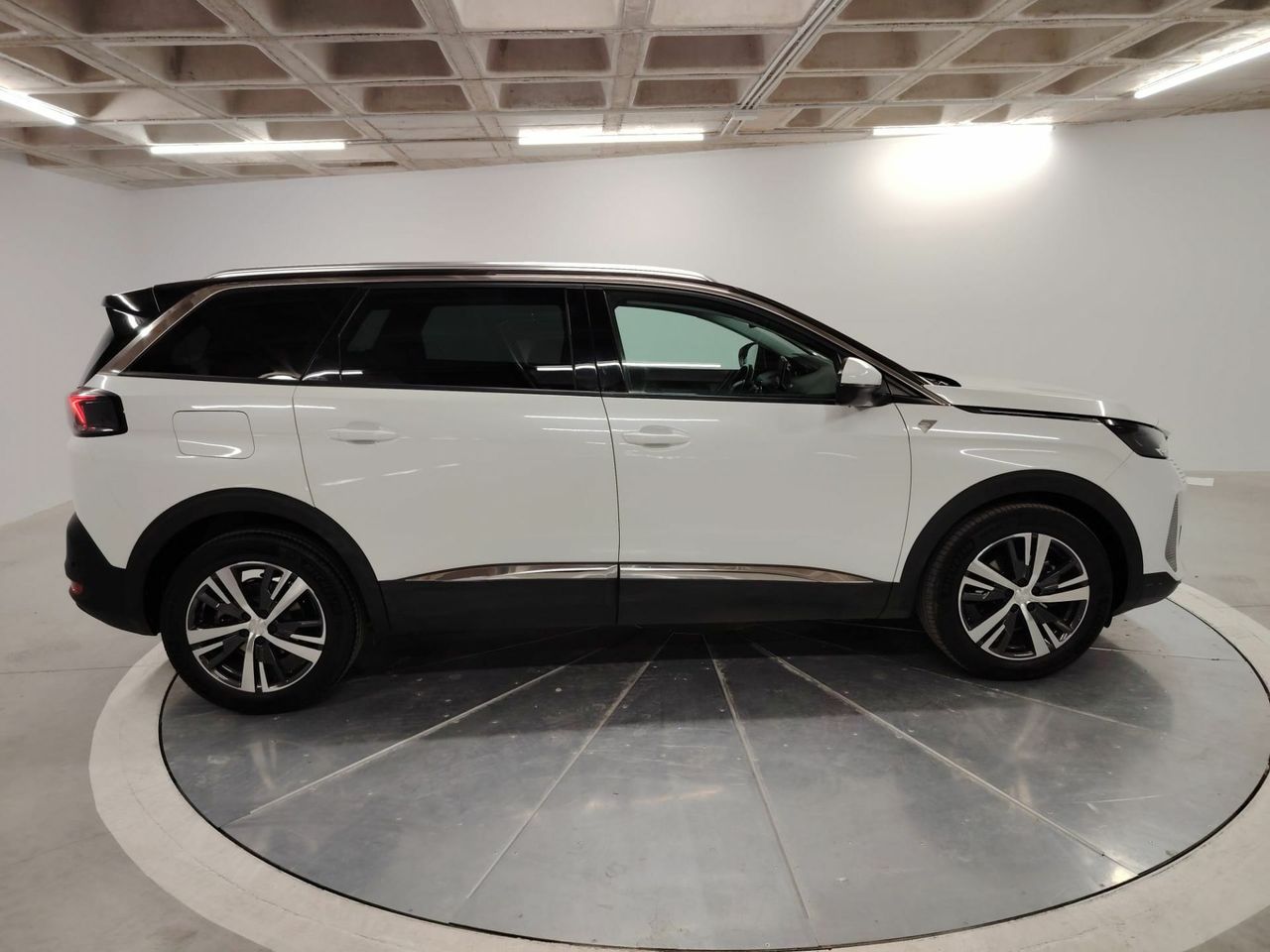 Peugeot 5008 1.5 BlueHDi 96kW S&S Roadtrip EAT8 - Foto 6