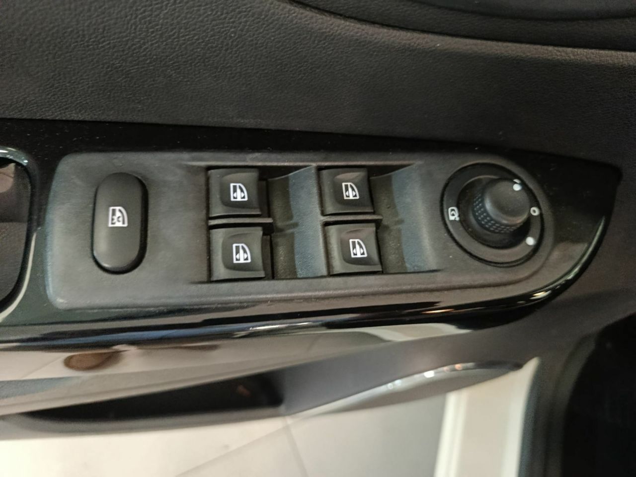 Renault Captur Zen Energy TCe 66kW (90CV) eco2 - Foto 17