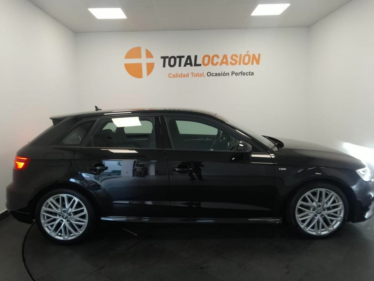 Audi A3 S line edition 1.6 TDI S tronic Sportb - Foto 7