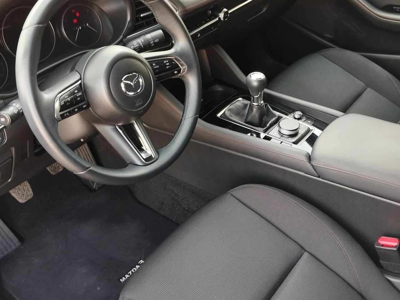 Mazda 3 2.0 e-SKYACTIV-G 110KW HOMURA - Foto 5