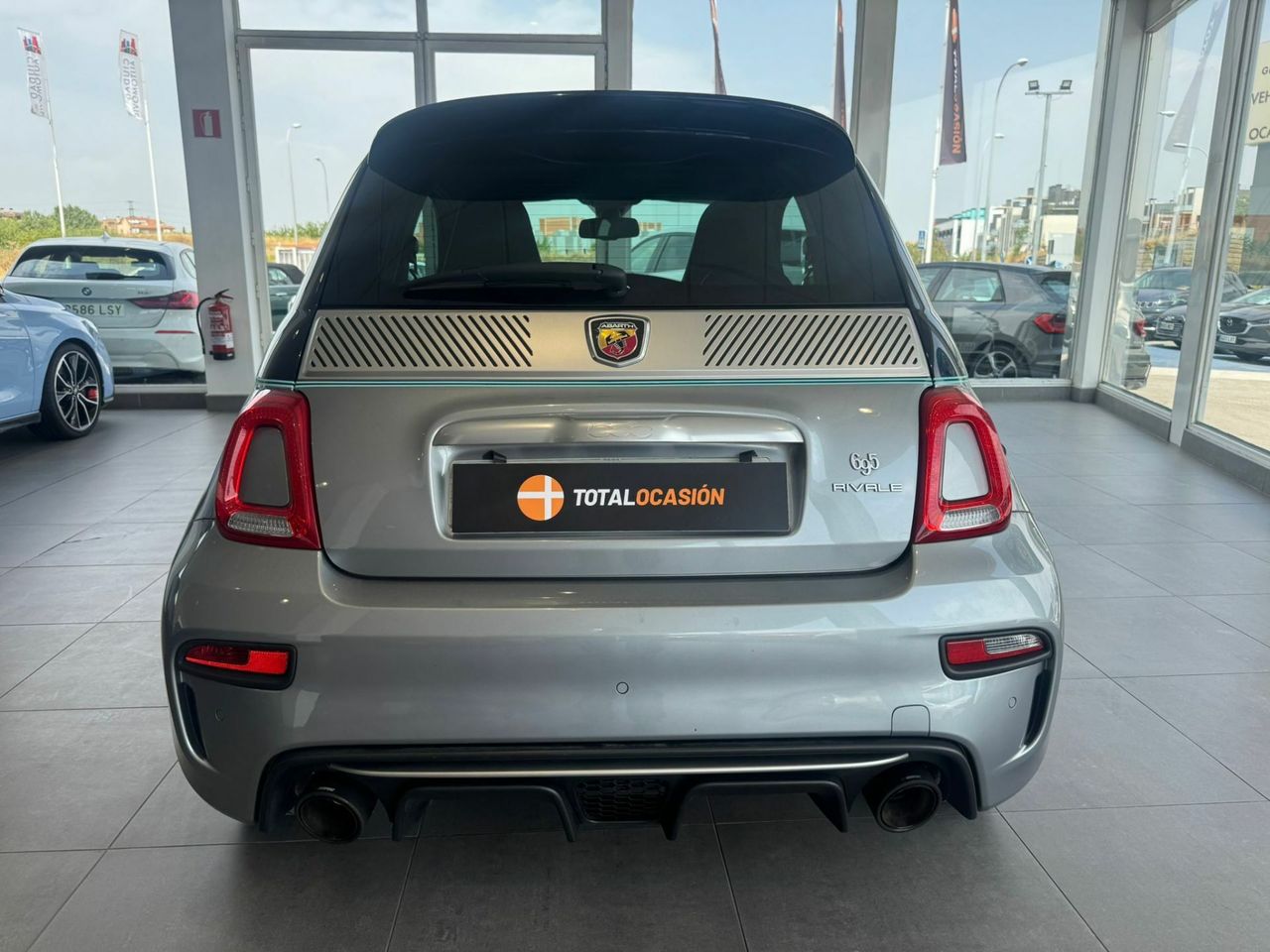 Abarth 500 695 Rivale 1.4 T-Jet 132kW (180CV) - Foto 9