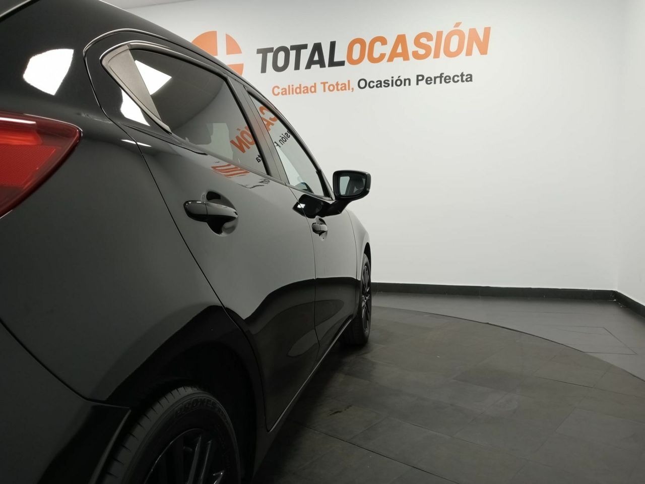 Mazda 2 e-SKYACTIV G 1.5 66kW (90CV) MT Homura - Foto 28
