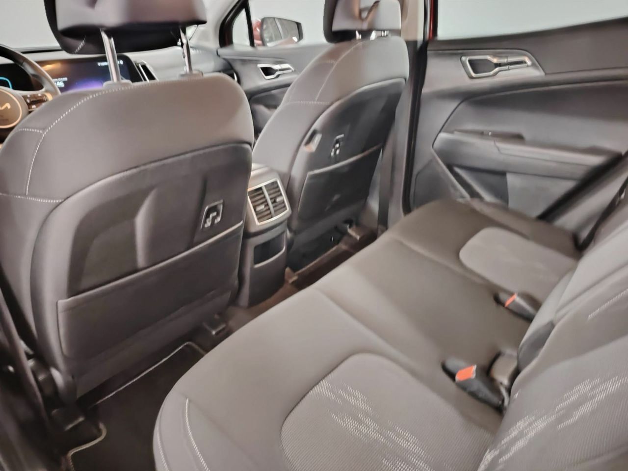 Kia Sportage 1.6 T-GDi MHEV 118kW (160CV) Drive 17