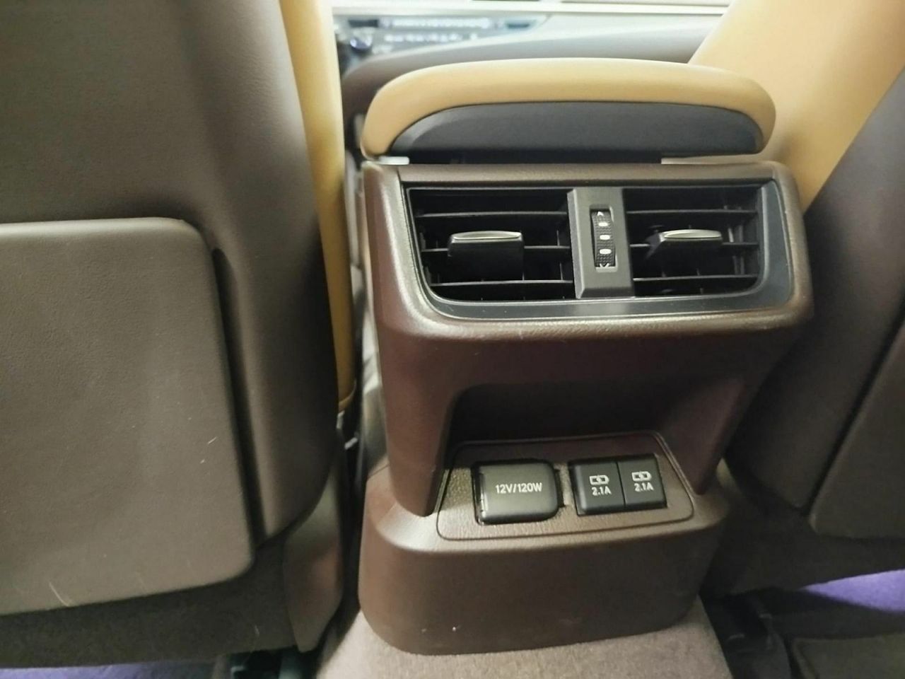 Lexus ES 2.5 300h Executive - Foto 21