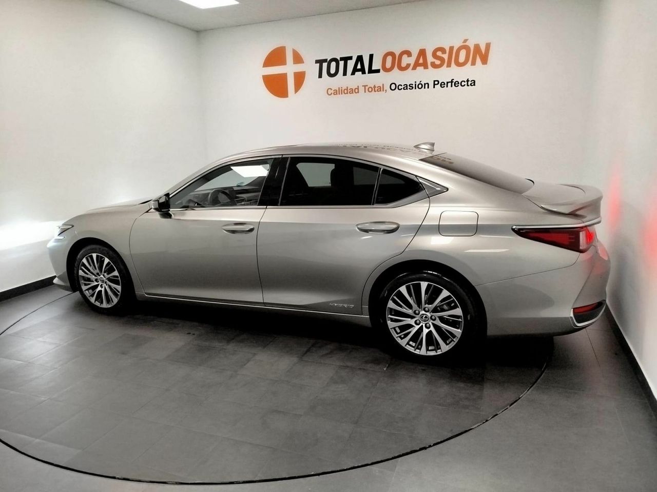 Lexus ES 2.5 300h Executive - Foto 10