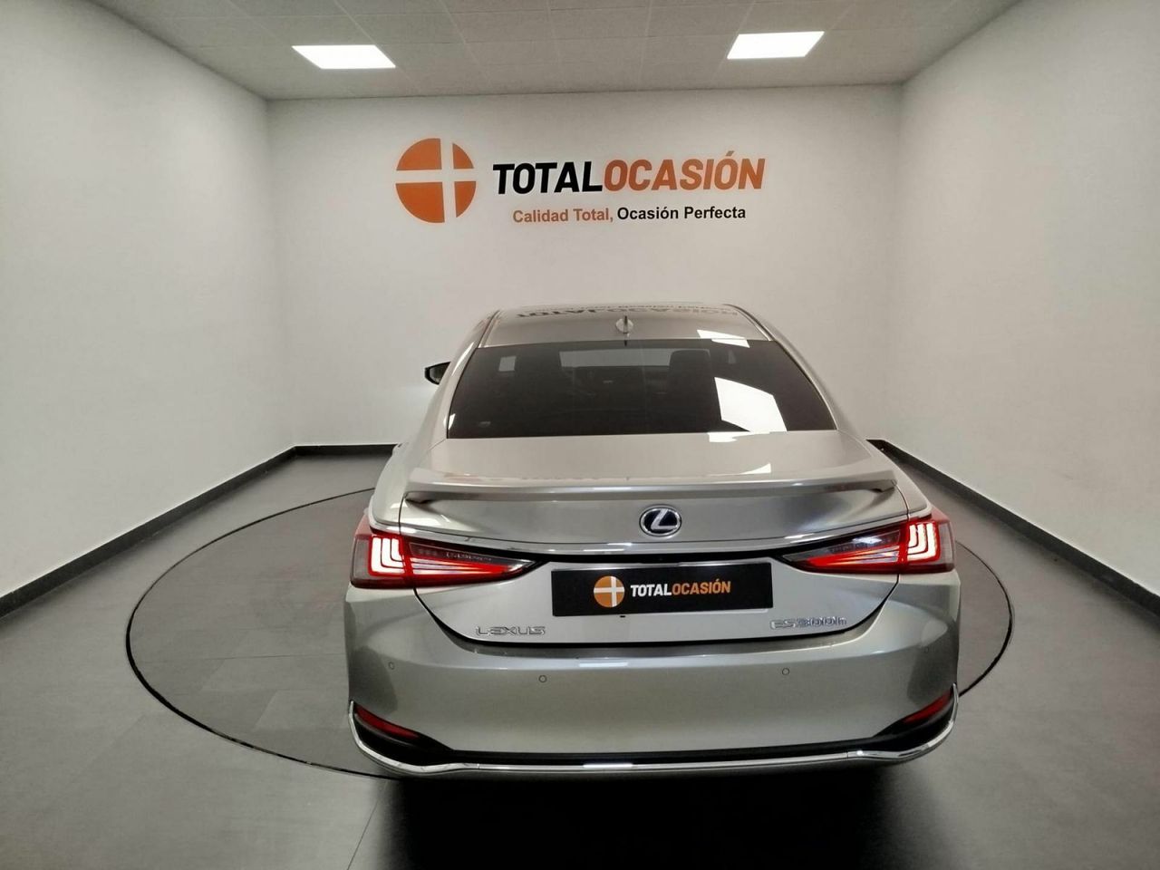 Lexus ES 2.5 300h Executive - Foto 13