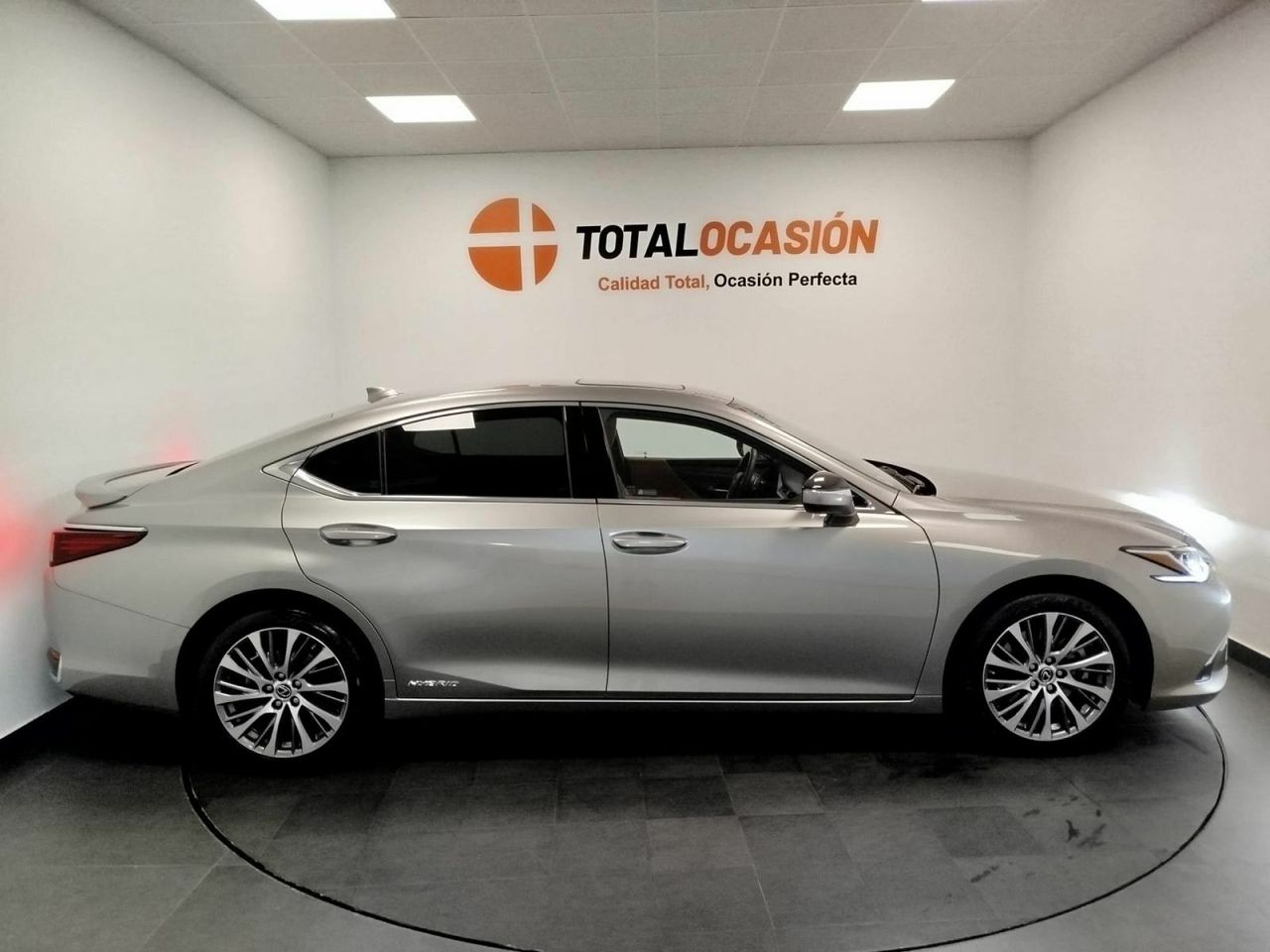 Lexus ES 2.5 300h Executive - Foto 7