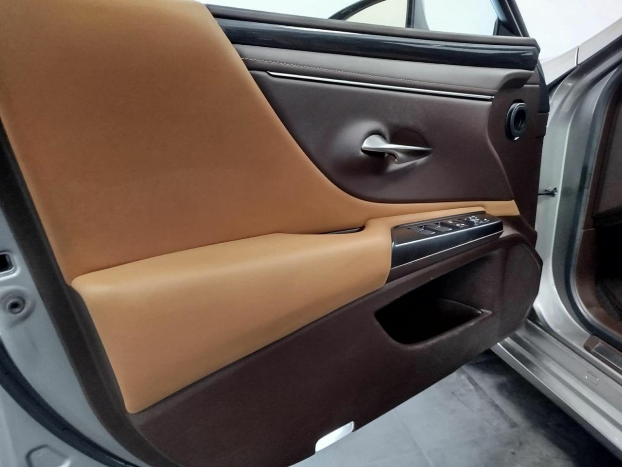 Lexus ES 2.5 300h Executive - Foto 20